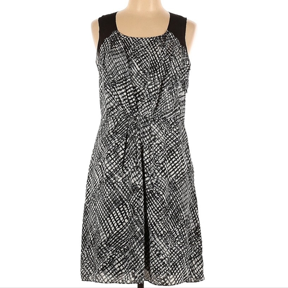 NWT Michael Kors white black dress size 10 - Picture 1 of 5